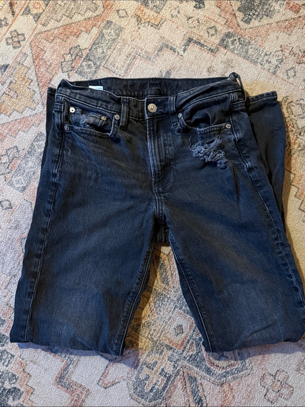 American eagle Black Distressed Women’s Jeans